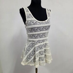 Lovely 153 Womens Lacey Fairy Peplum Top Size M Ivory Sleeveless Scoop Neck